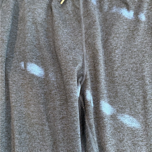 Vuori Performance Joggers - Picture 3 of 4